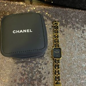 ❤️SOLD❤️Chanel premiere watch